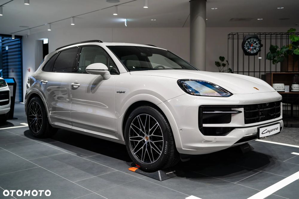 Porsche Cayenne E-Hybrid PHEV - 6