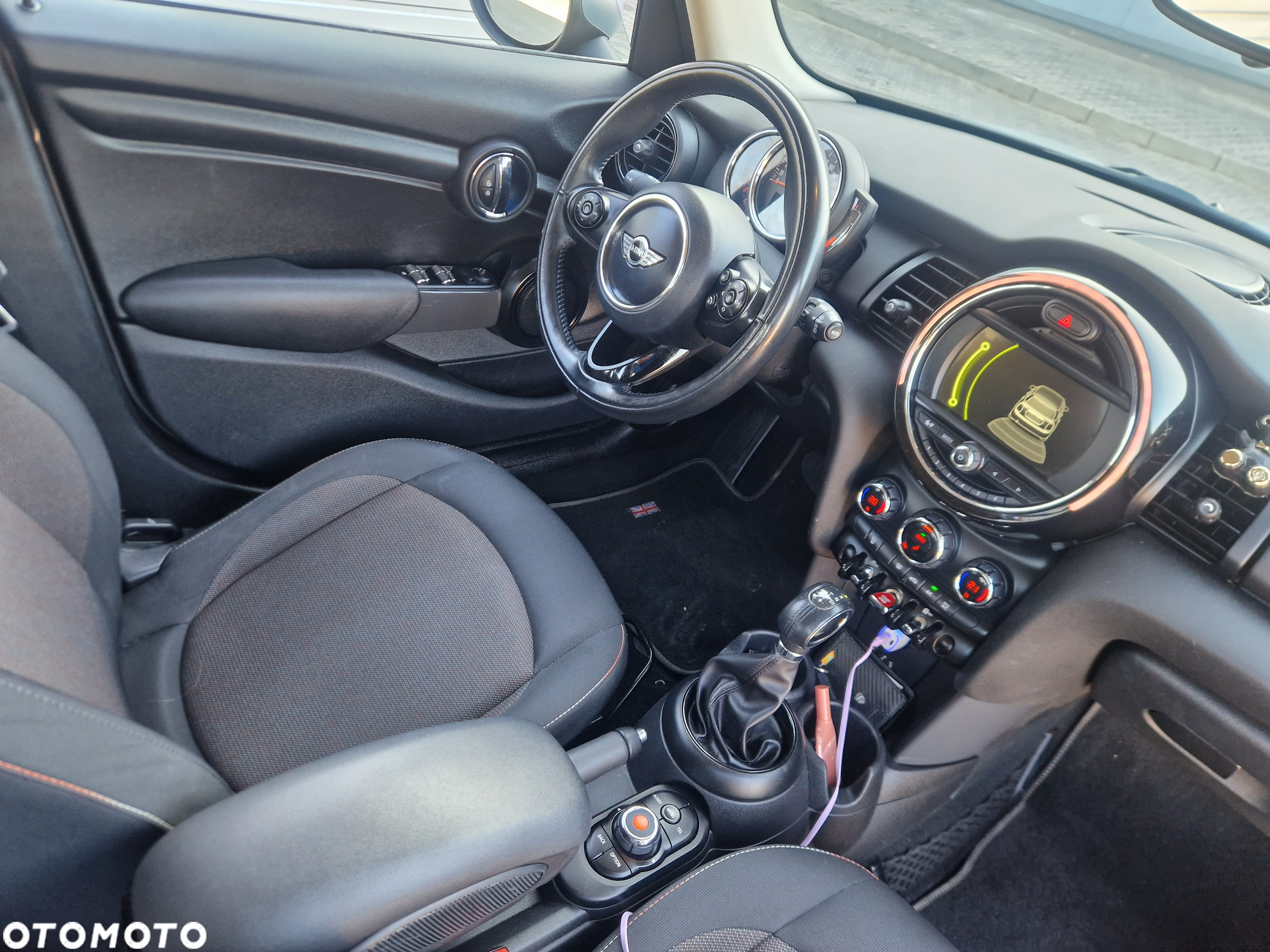 MINI ONE Standard - 3