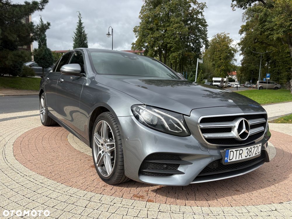 Mercedes-Benz Klasa E - 9