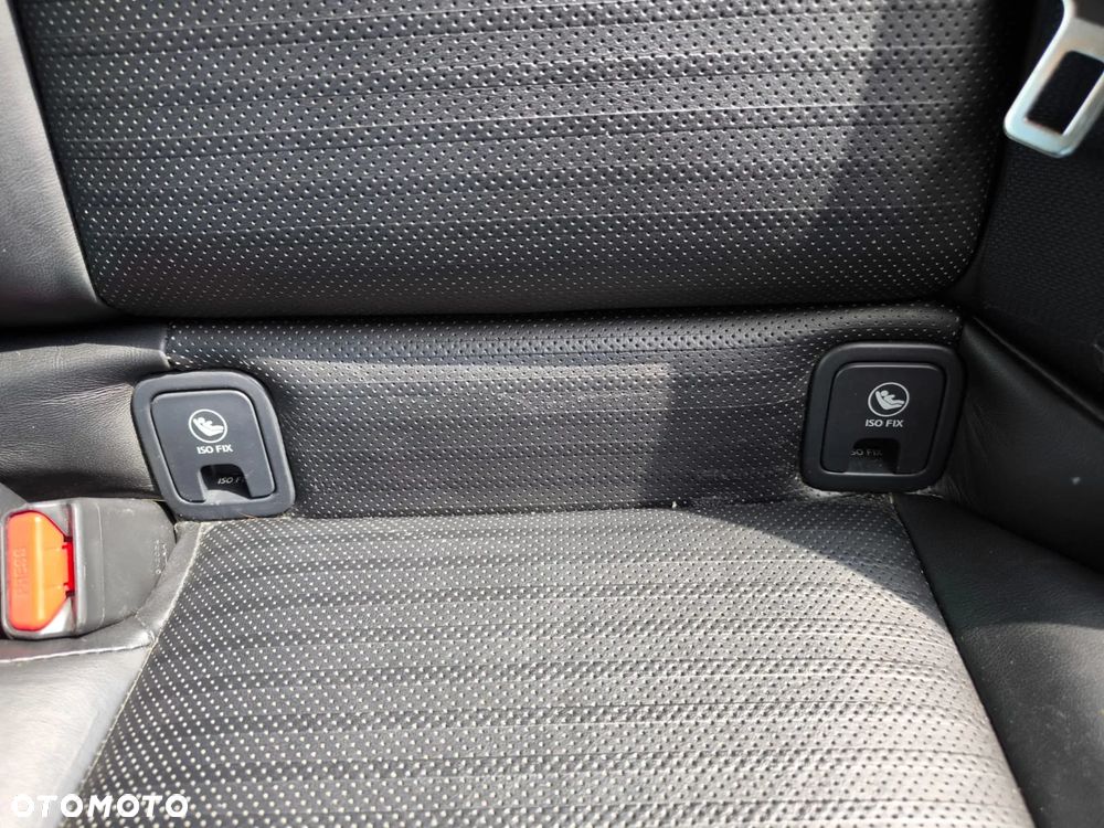Infiniti Q50 - 25