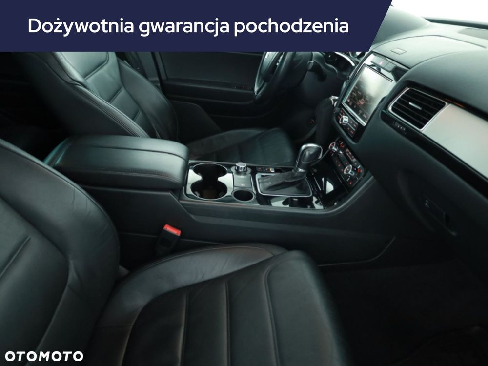 Volkswagen Touareg - 9