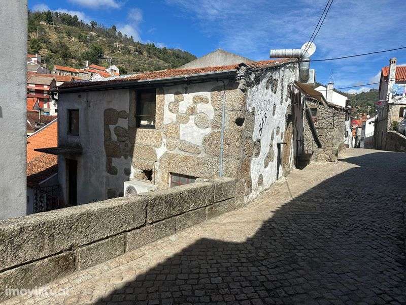 Moradia no coração da Serra da Estrela, Famalicão da serra - Grande imagem: 3/12