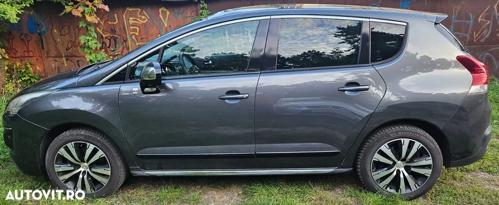 Peugeot 3008 HYbrid4 2.0 HDI FAP ETG + Electric - 5