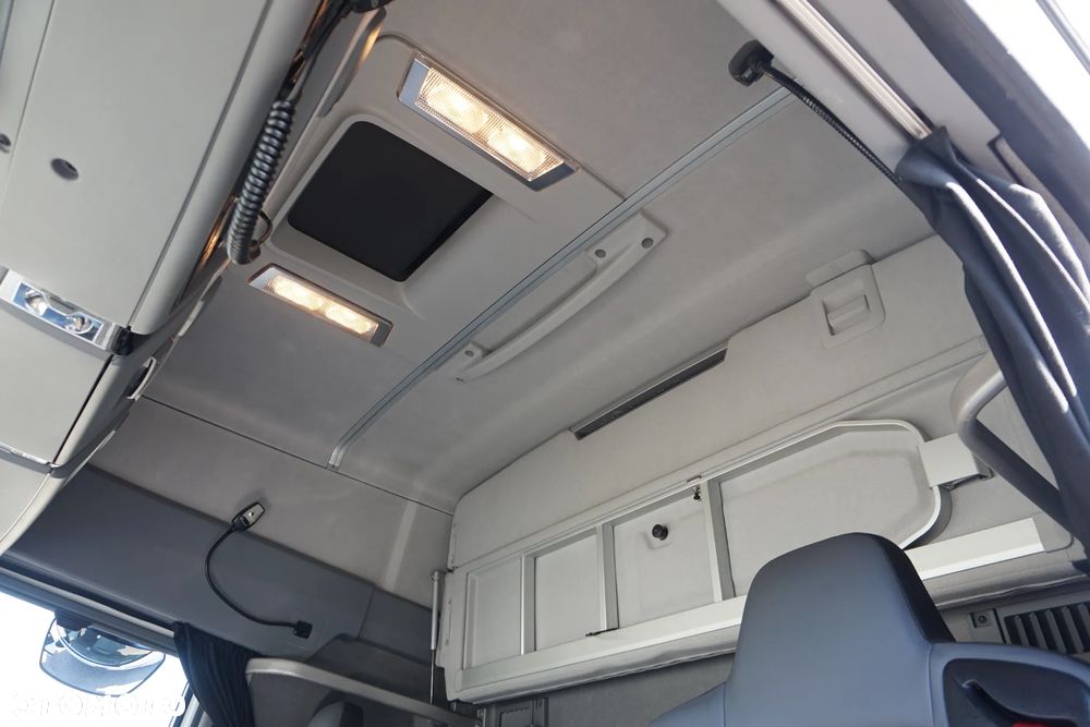 Renault T440 COMFORT STANDARD SALON PL IDEALNY. - 17