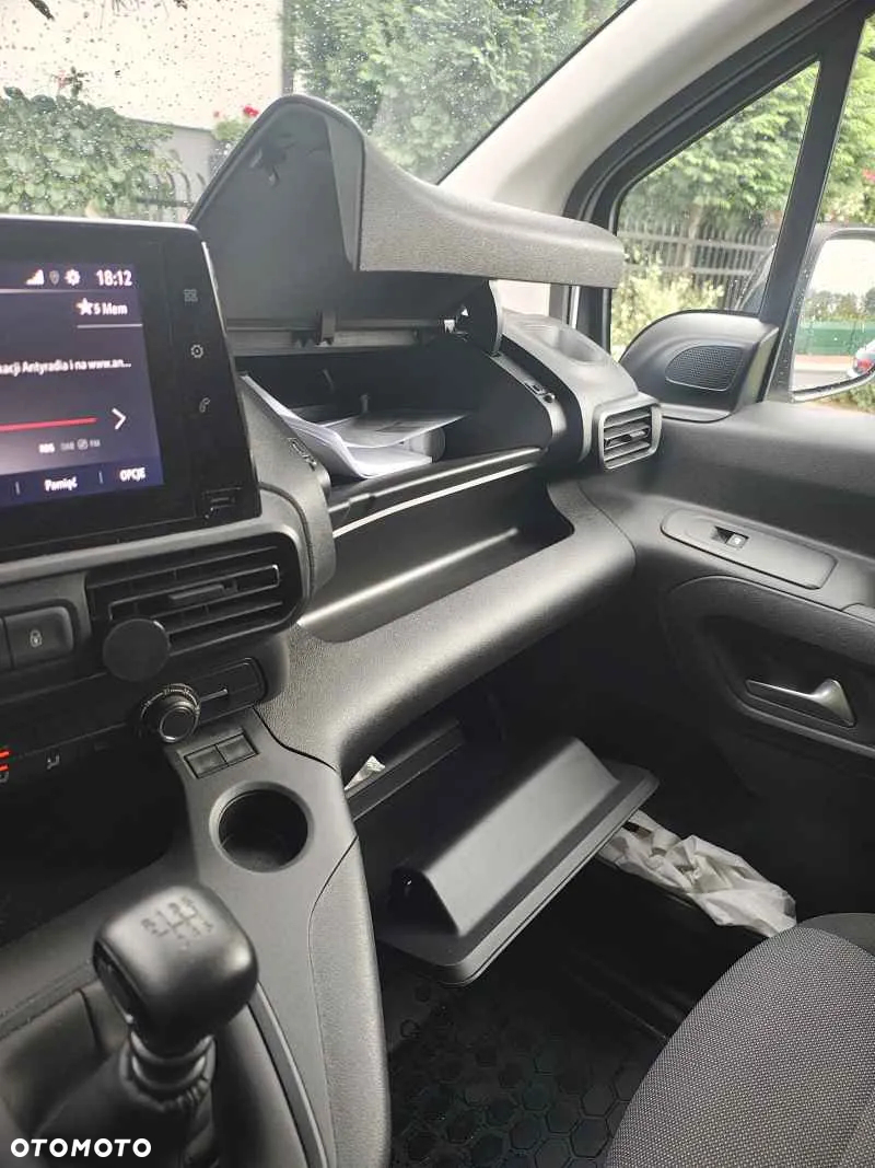Opel Combo - 17