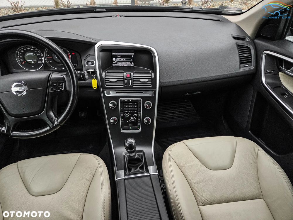 Volvo XC 60 D4 AWD Kinetic - 21