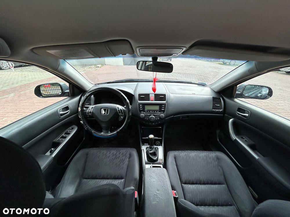 Honda Accord 2.0 Comfort - 2
