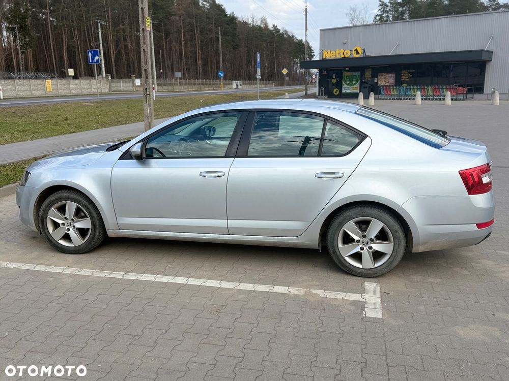 Skoda Octavia 1.4 TSI Ambition DSG - 4