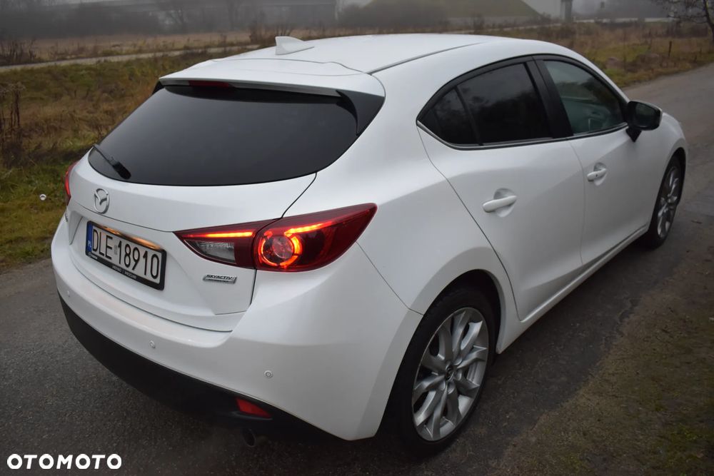 Mazda 3 - 32
