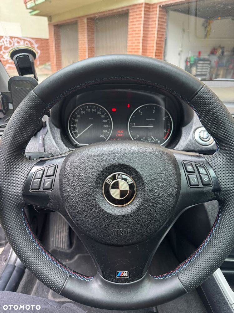 BMW Seria 1 120d - 19