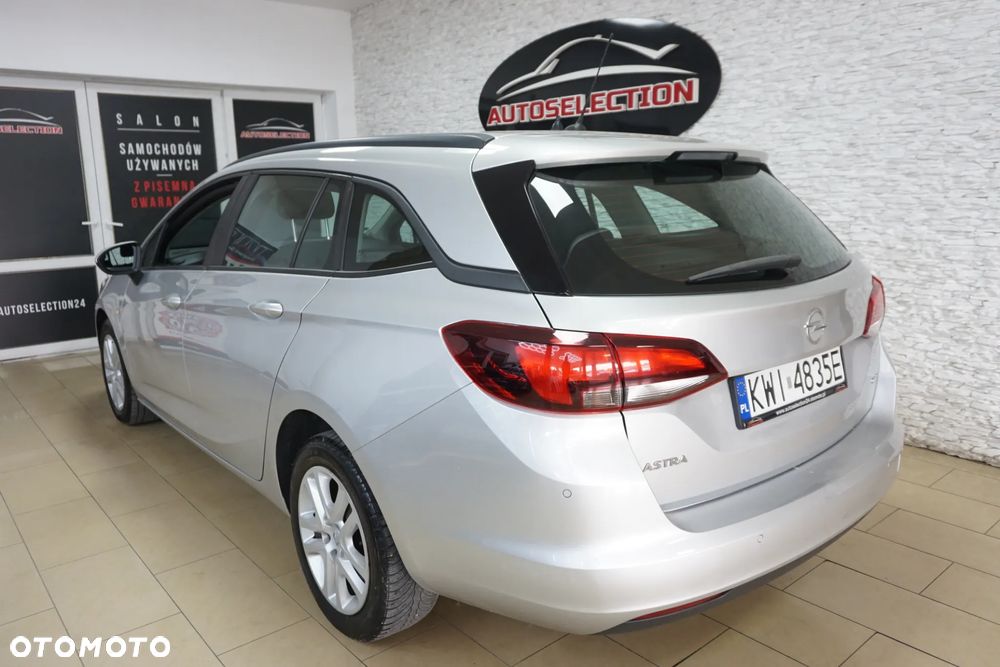 Opel Astra 1.6 CDTI Enjoy - 9