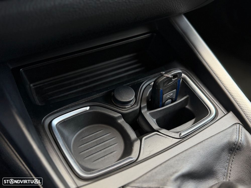BMW 118 d Pack M - 28