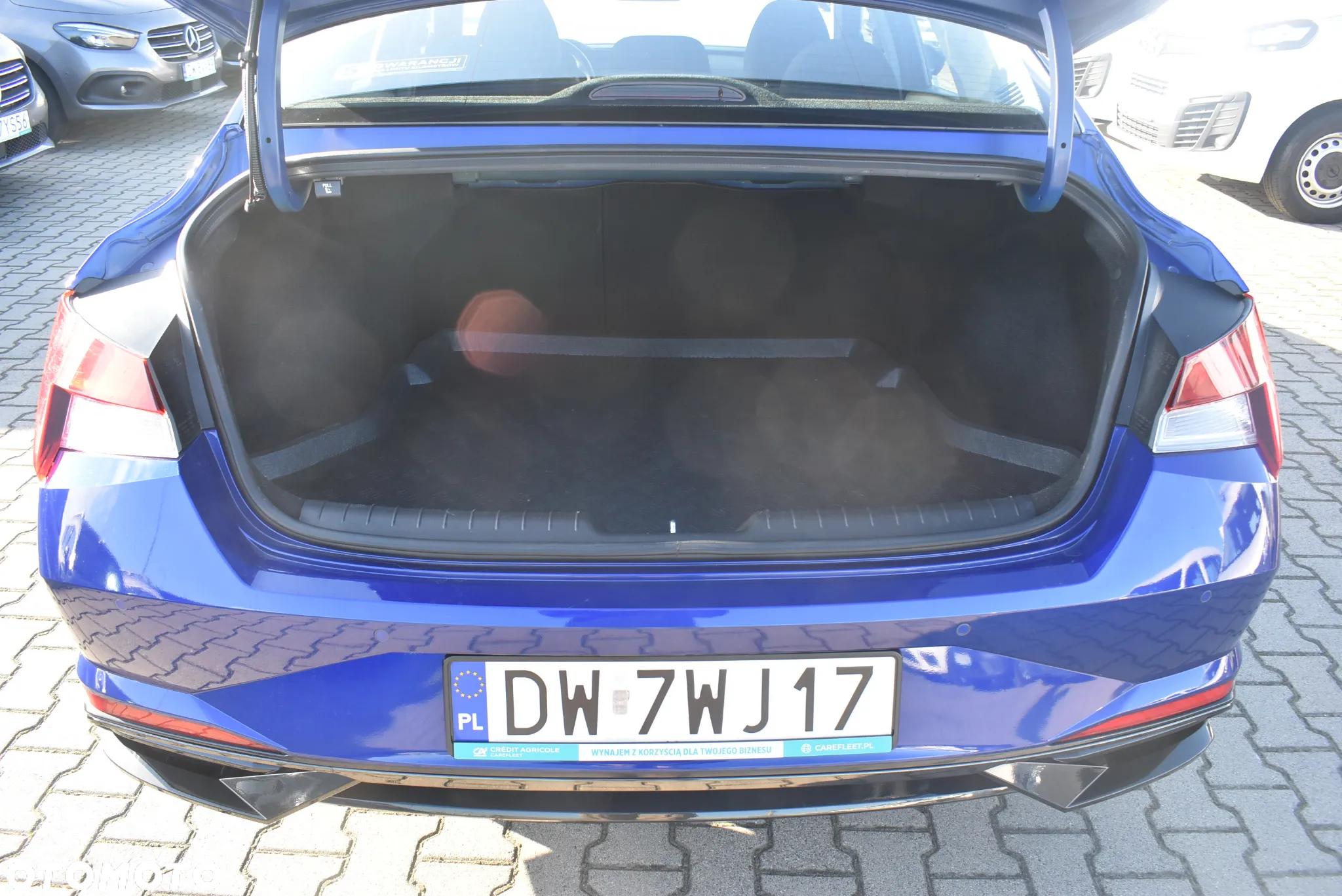Hyundai Elantra 1.6 Smart CVT - 14