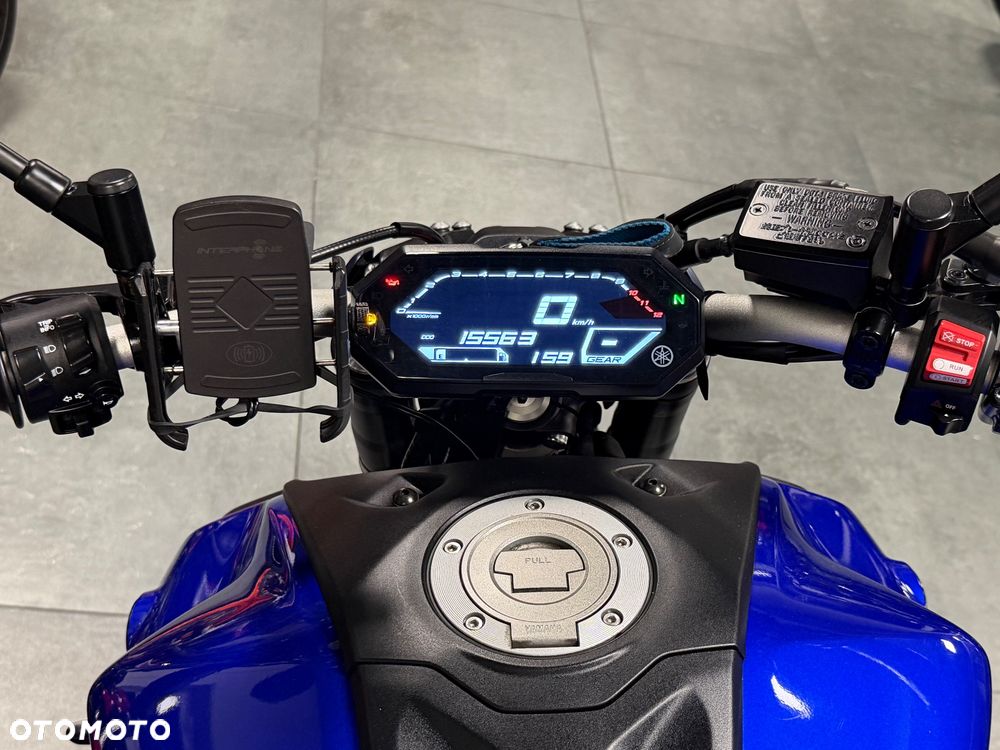 Yamaha MT - 28
