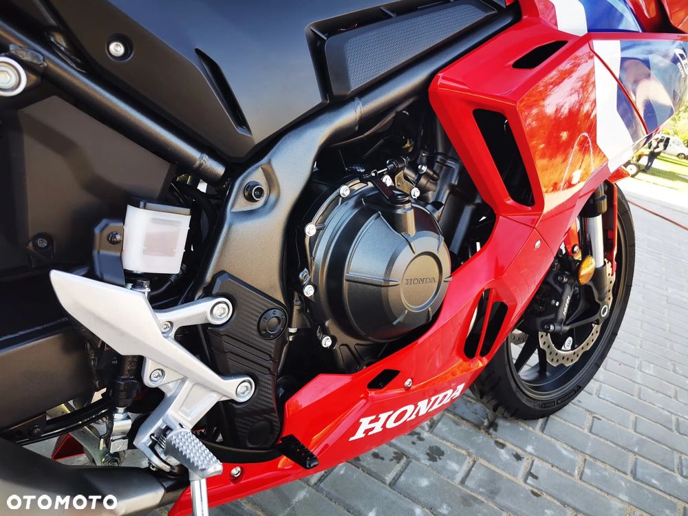 Honda CBR - 27