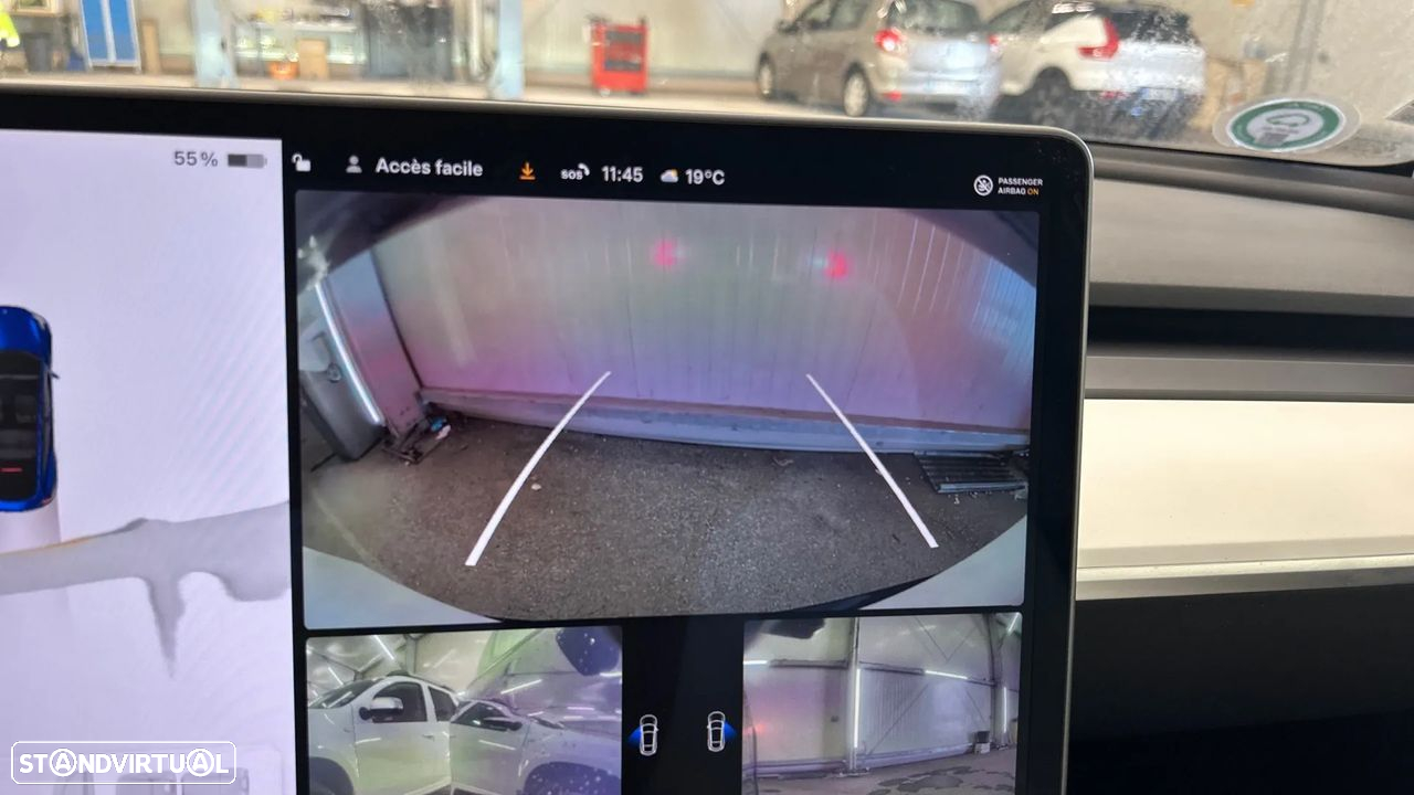 Tesla Model Y RWD - 8