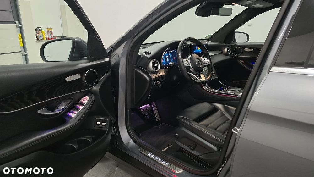 Mercedes-Benz GLC 300 d 4Matic 9G-TRONIC AMG Line Plus - 5