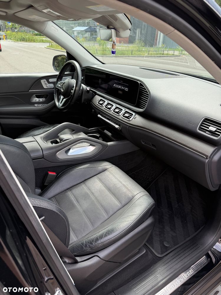 Mercedes-Benz GLE - 12