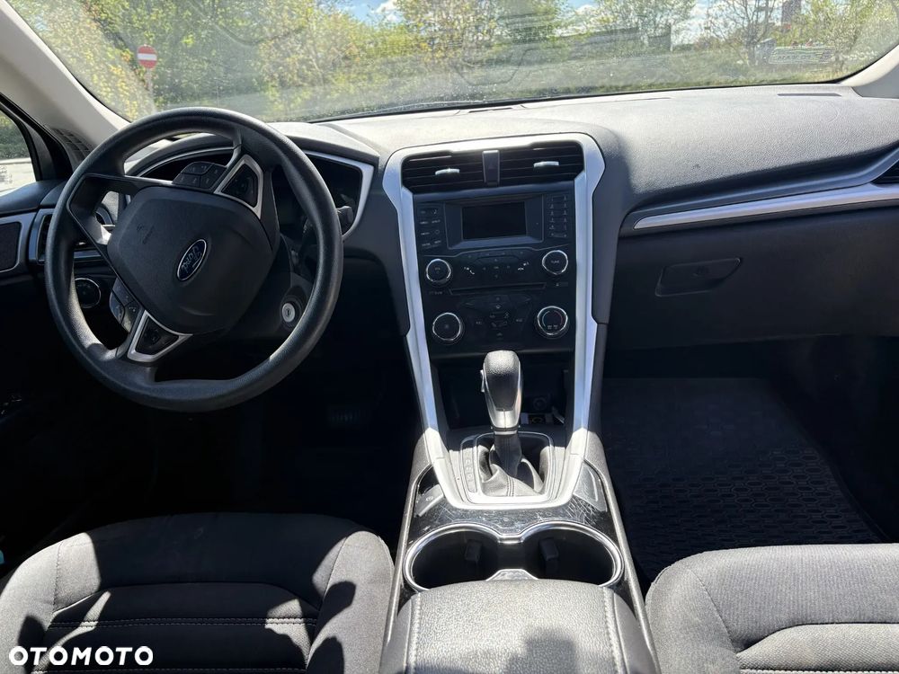 Ford Fusion - 9