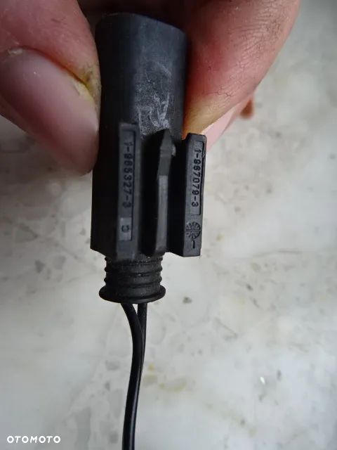 DYSZA SPRYSKIWACZY MASKI BMW E39 NR14 - 6