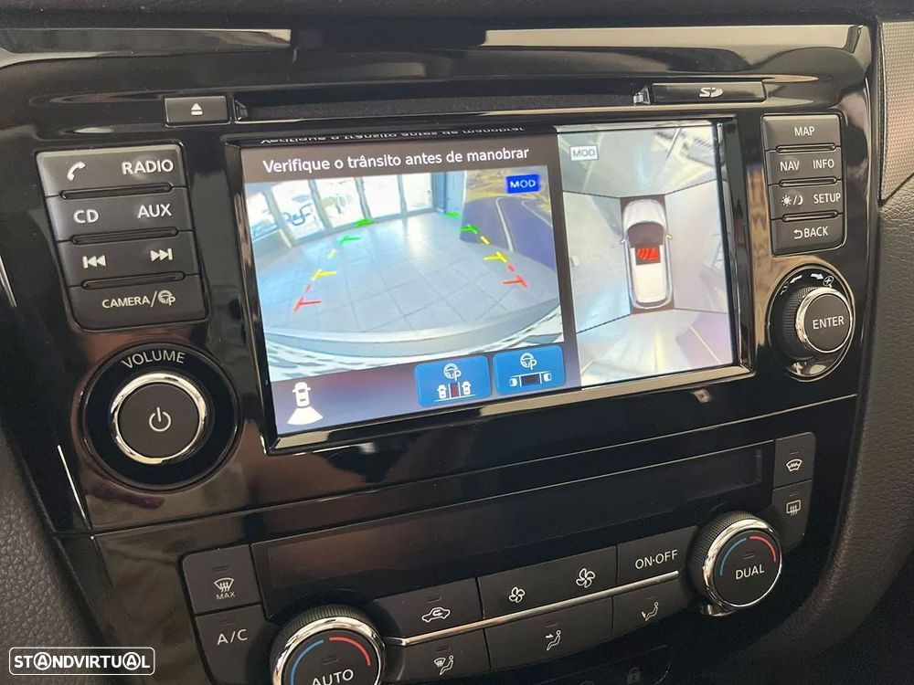 Nissan Qashqai 1.5 dCi Tekna - 12