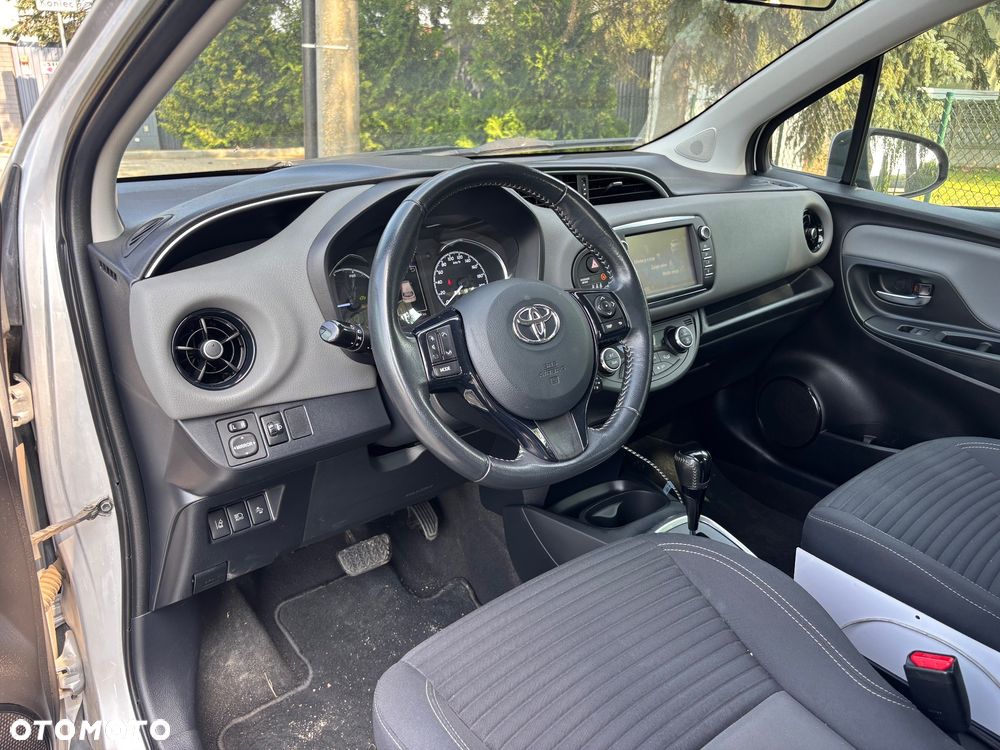 Toyota Yaris 1.5 VVT-i - 16