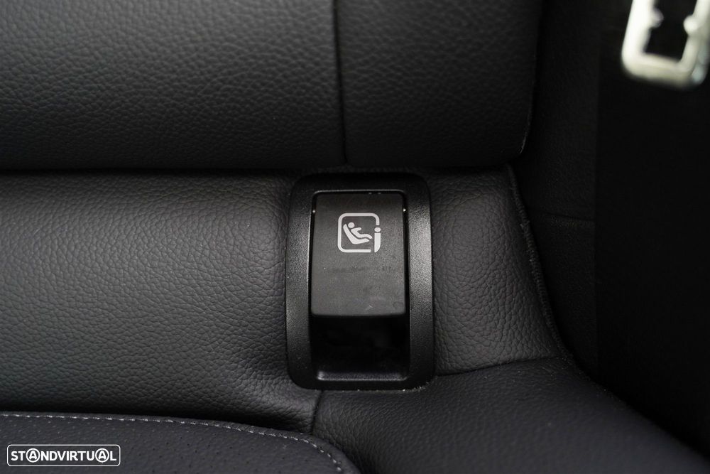 Mercedes-Benz GLC 300 de 4Matic - 17