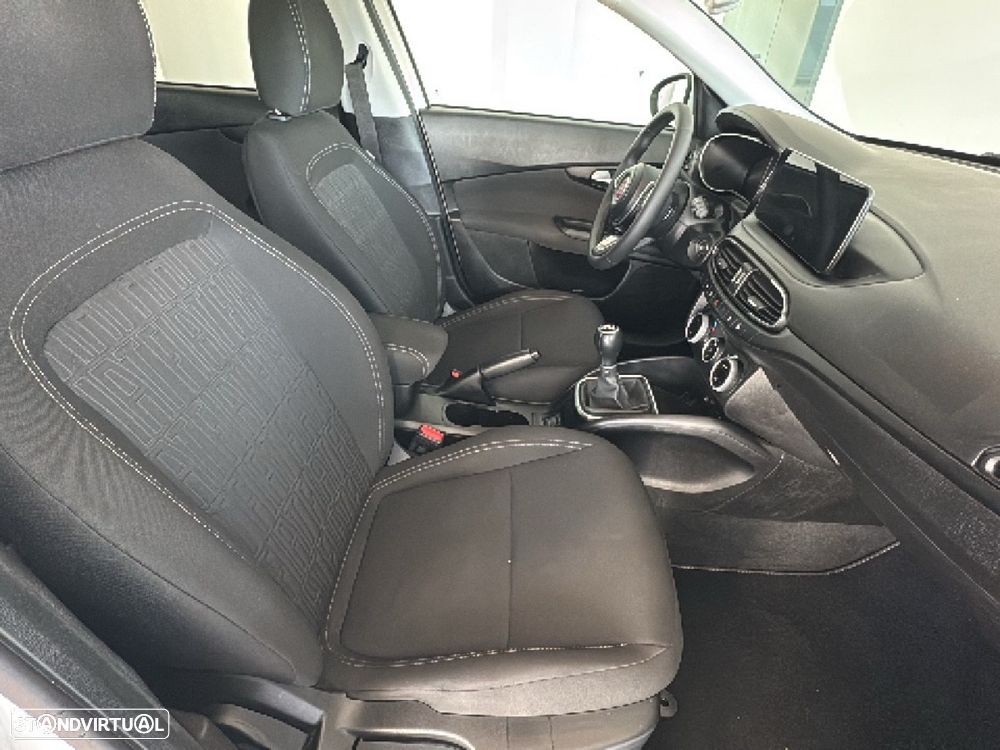 Fiat Tipo Cross 1.0 GSE T3 - 14