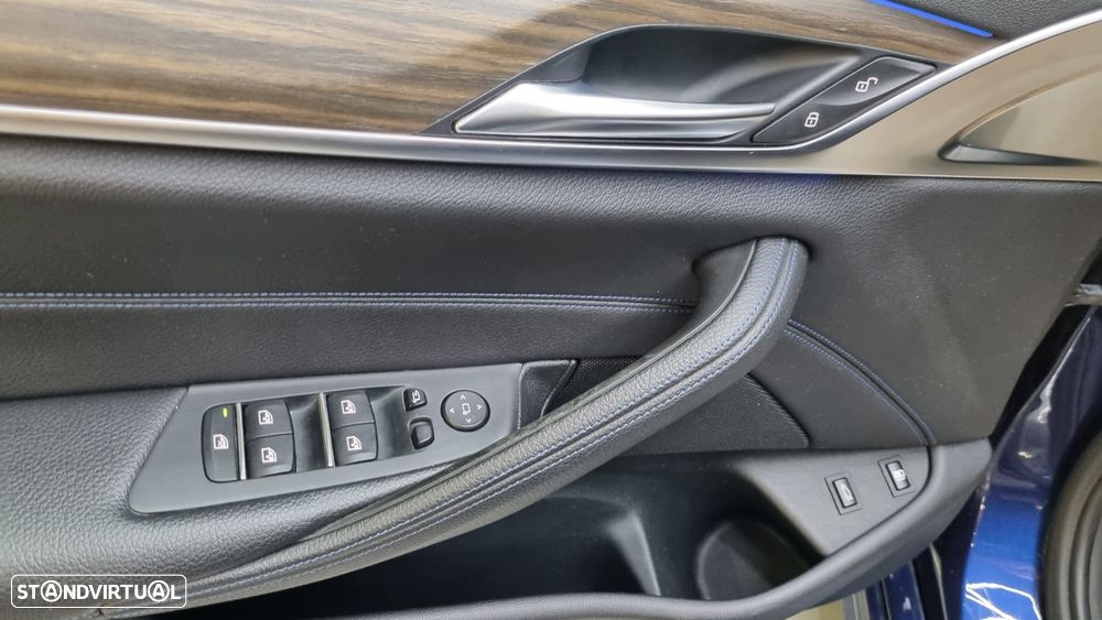 BMW 530 e iPerformance Pack M - 30