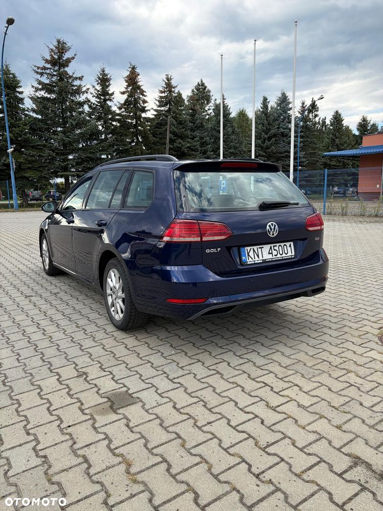 Volkswagen Golf - 4