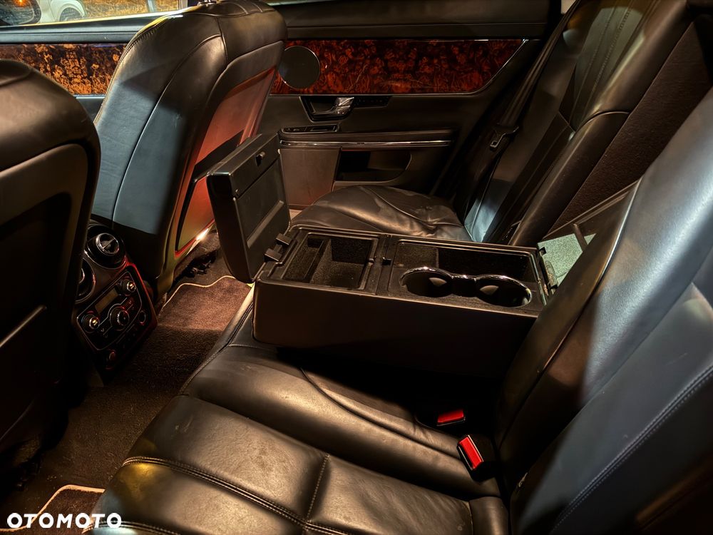 Jaguar XJ 3.0 V6 S Premium Luxury - 12