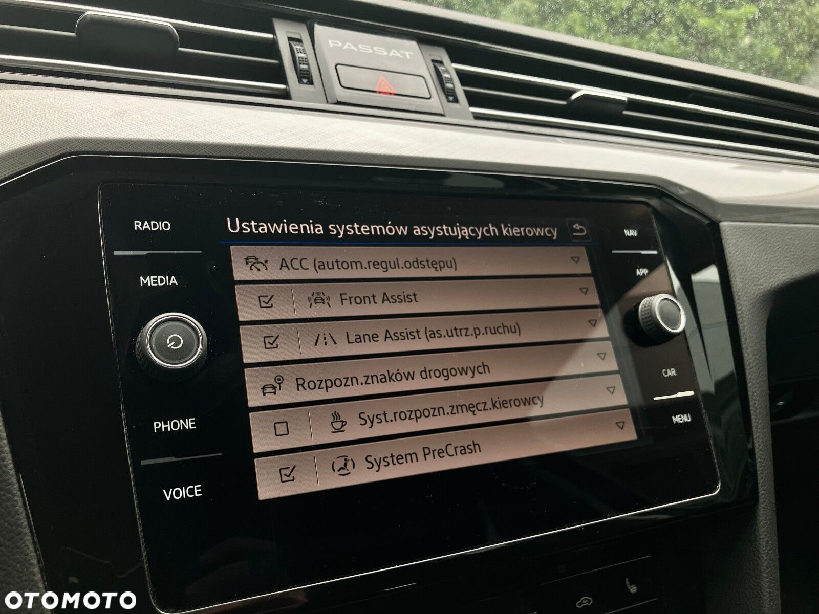 Volkswagen Passat 2.0 TDI EVO Business DSG - 24