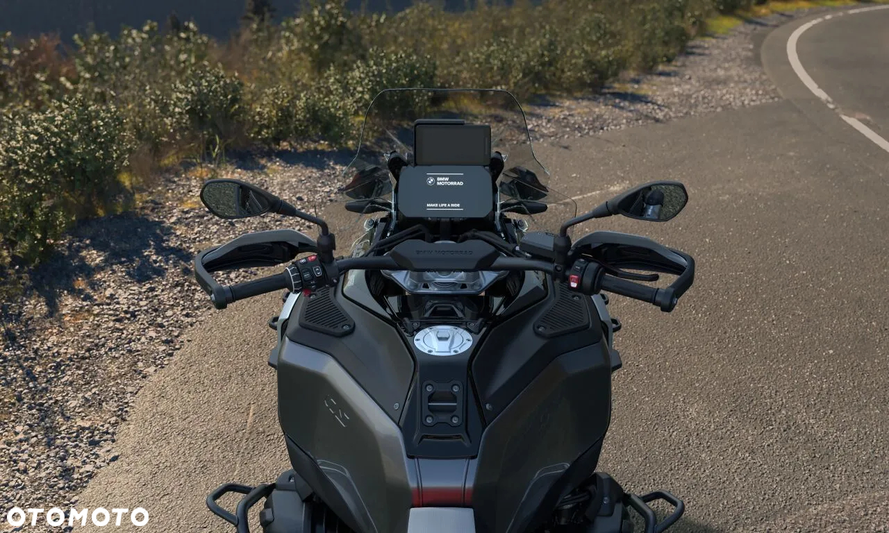 BMW R - 9