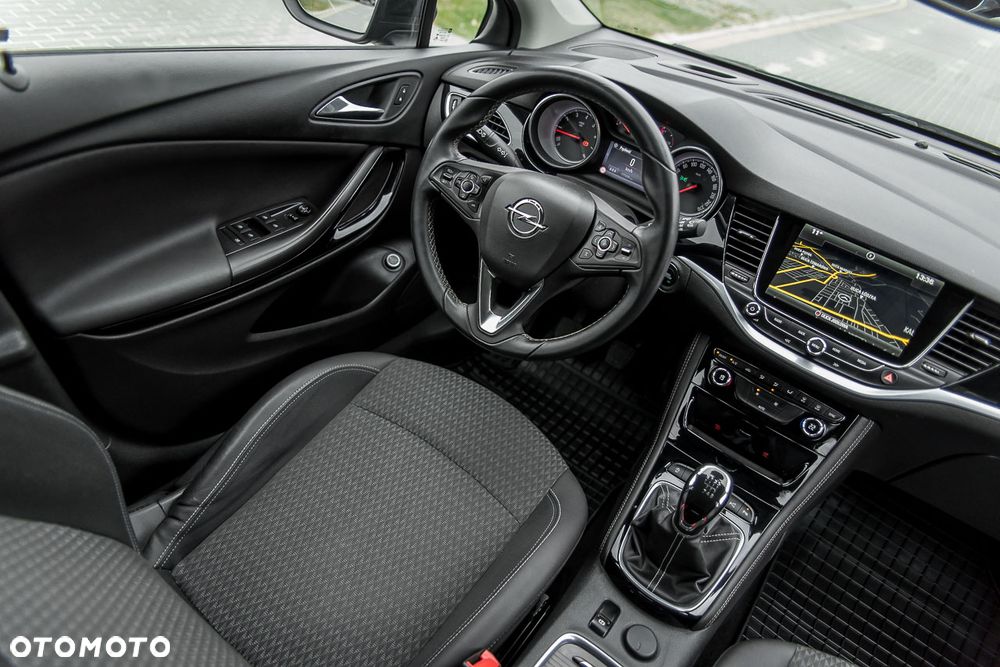 Opel Astra 1.4 Turbo Edition - 22