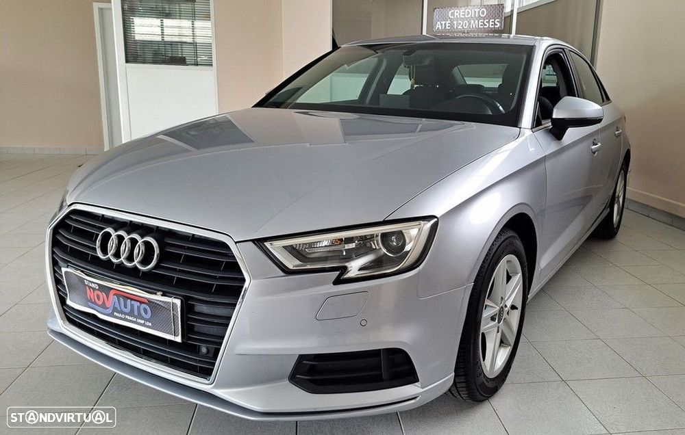 Audi A3 Limousine 30 TFSI Design S tronic - 16