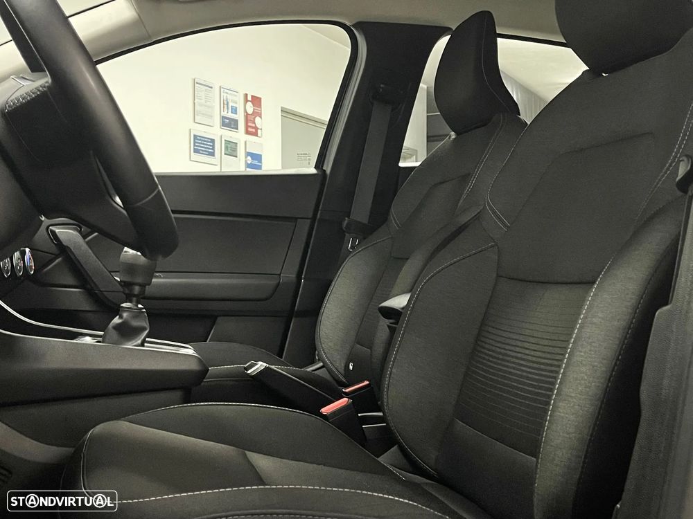 Renault Captur BLUE dCi 115 BUSINESS EDITION - 19