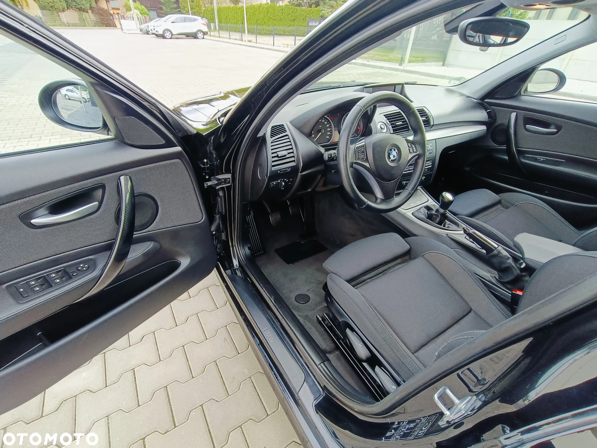 BMW Seria 1 116d - 10