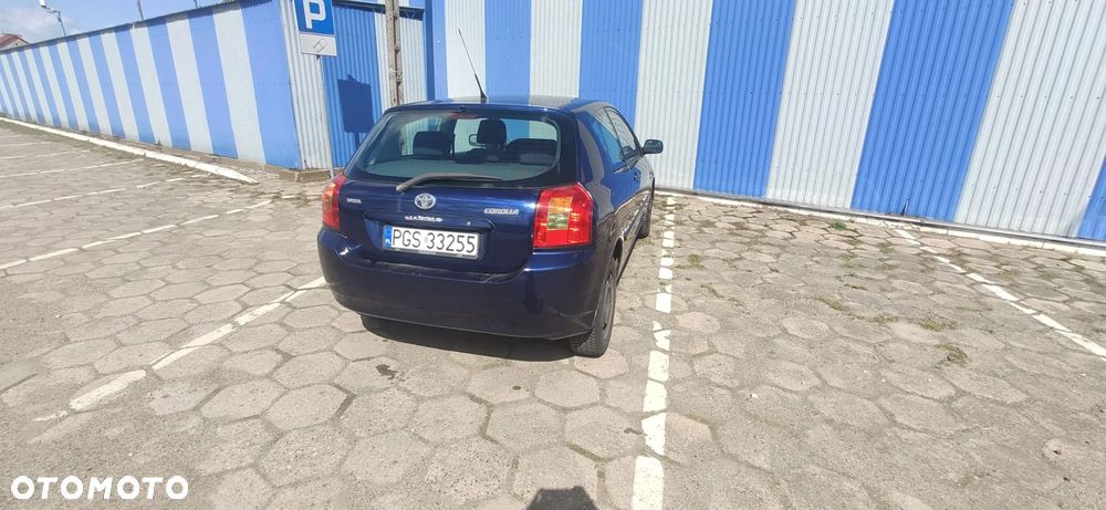 Toyota Corolla - 5