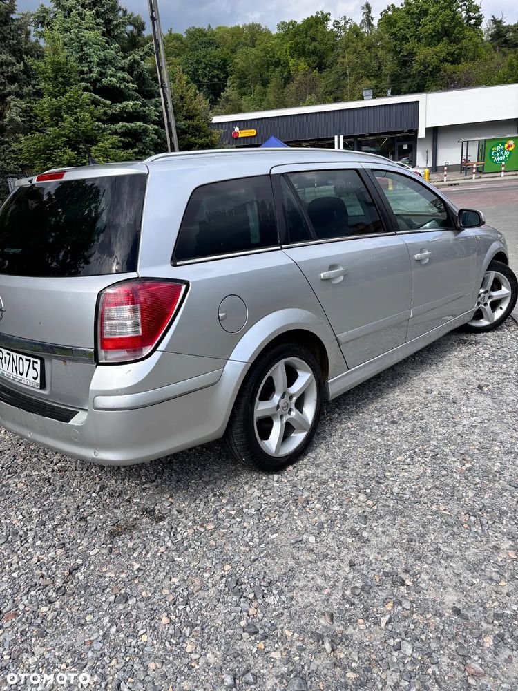 Opel Astra 1.6 Easytronic Cosmo - 3
