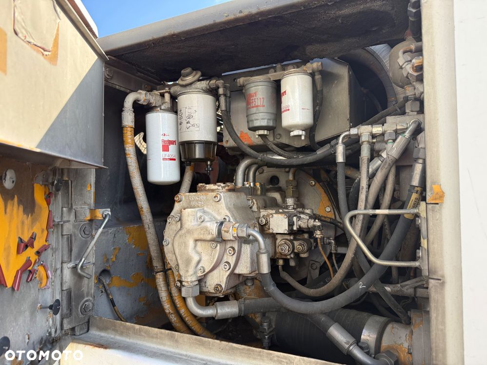 Liebherr A900 Litronic - 9