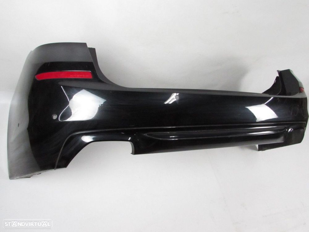 Parachoques Sport Look 550 Trás Seminovo/ Original BMW 5 Touring (G31) 511274756... - 2
