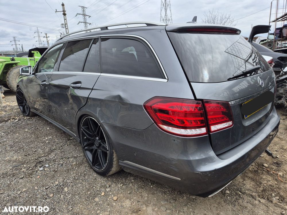 Dezmembram Mercedes E Klass W212 Break 2015 2.2cdi OM651924 - 3