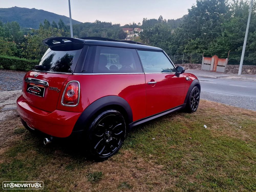 MINI 3 Portas Cooper D - 5