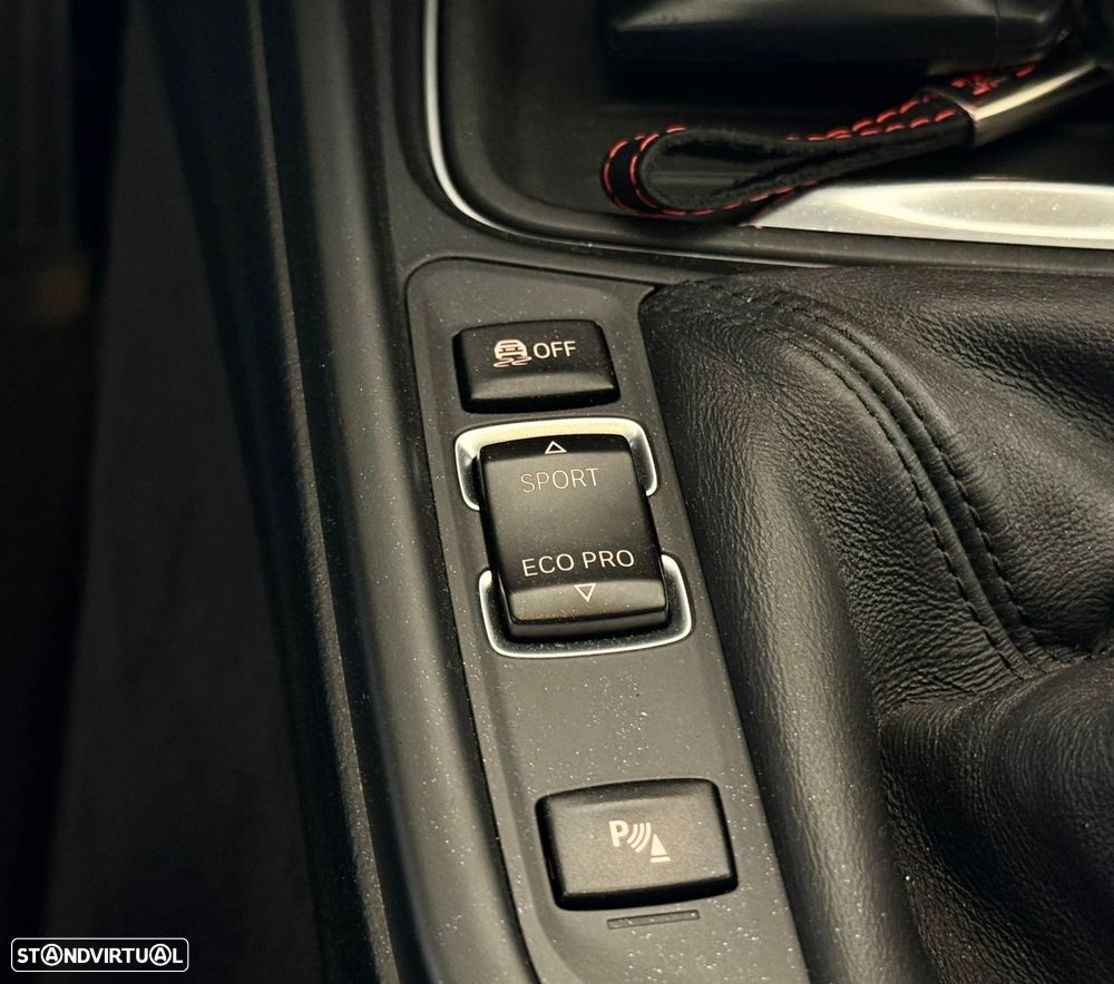 BMW 328 i Pack M - 31