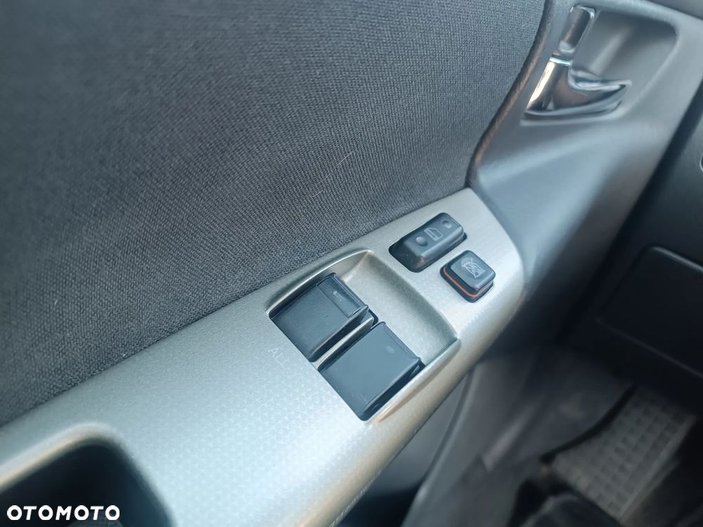 Toyota Corolla 1.6 VVT-i Luna - 17