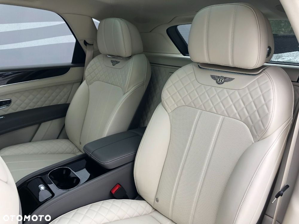 Bentley Bentayga - 9