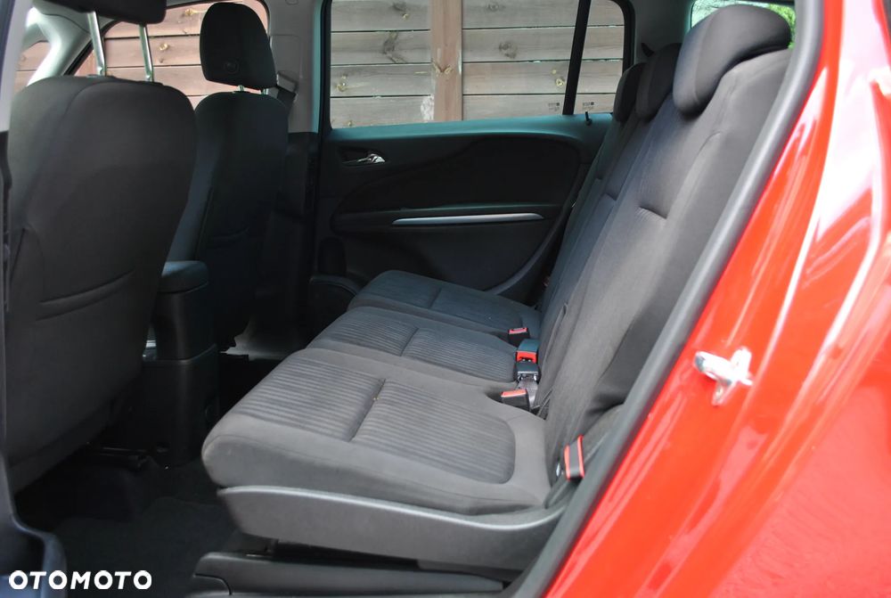 Opel Zafira 1.4 Turbo (ecoFLEX) Start/Stop ON - 11