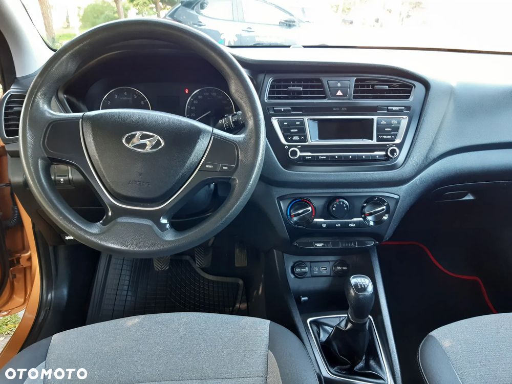 Hyundai I20 2015 photo 4