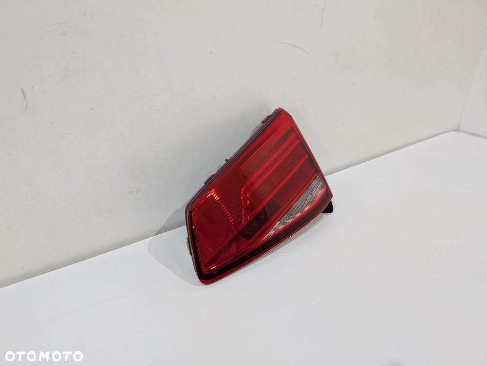VW PASSAT B8 KOMBI LAMPA PRAWA TYŁ W KLAPĘ 3G9945094E EUROPA - 3