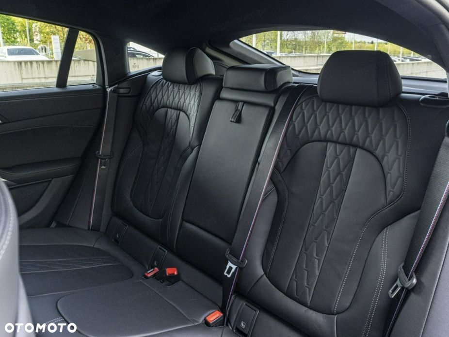 BMW X6 xDrive40d mHEV sport - 19